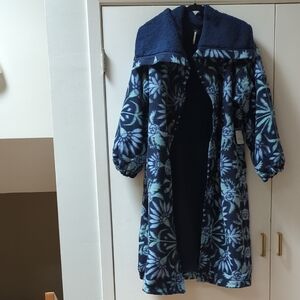 Free People Navy Fleece Coat NWT ✨